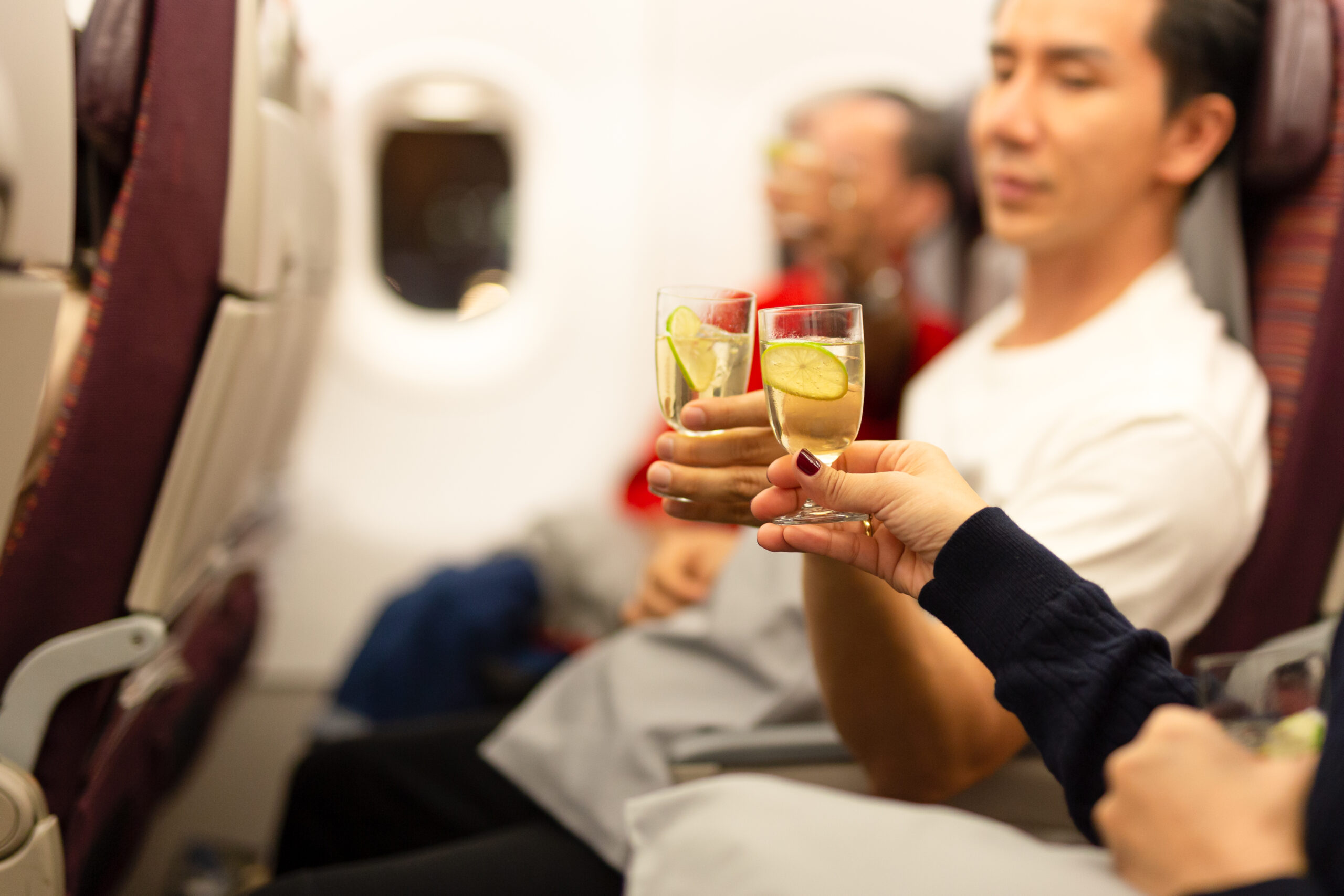 Polycarbonate Glassware for sustainable air travel | RMT Global Partners